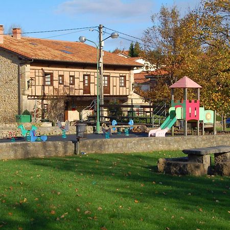 Hotel La Casona De Revolgo Santillana del Mar Zewnętrze zdjęcie