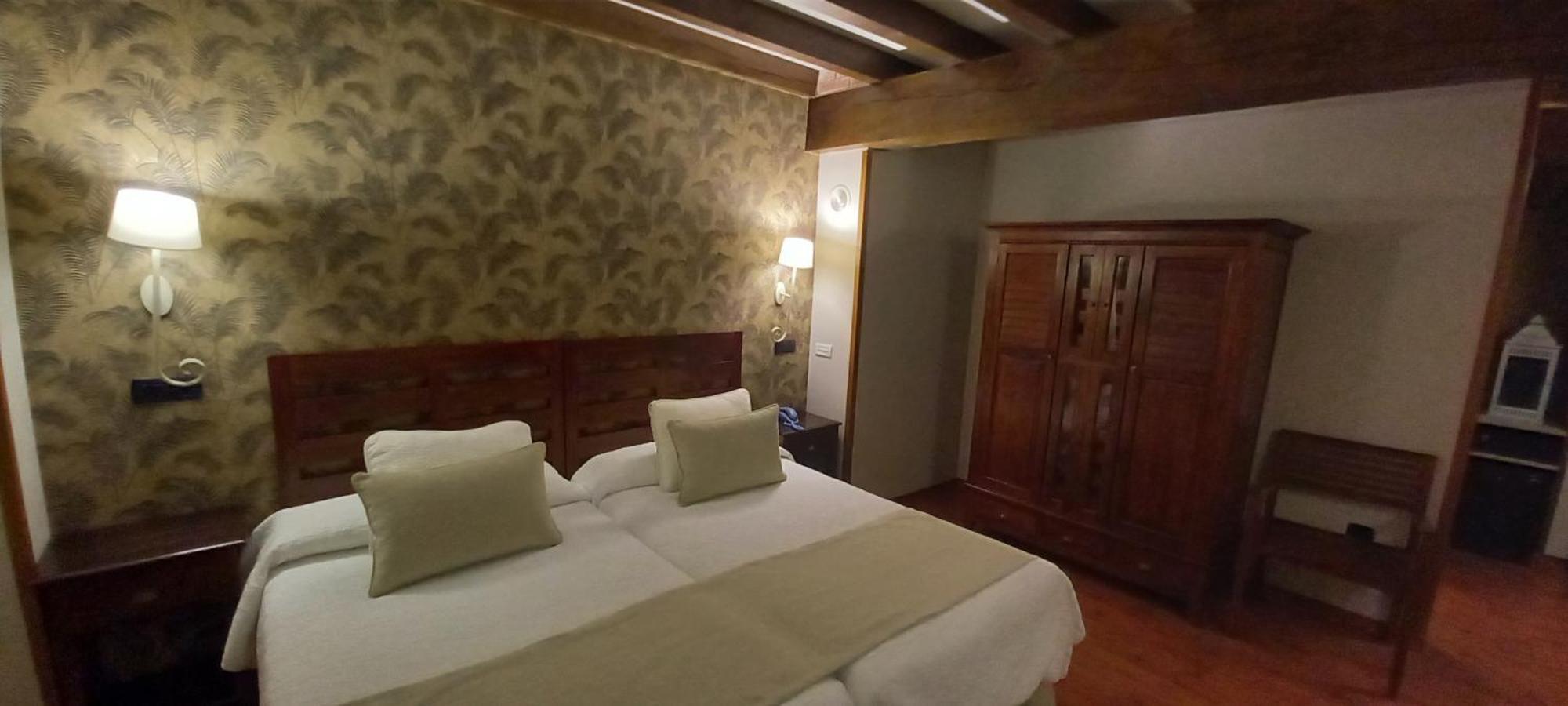 Hotel La Casona De Revolgo Santillana del Mar Zewnętrze zdjęcie